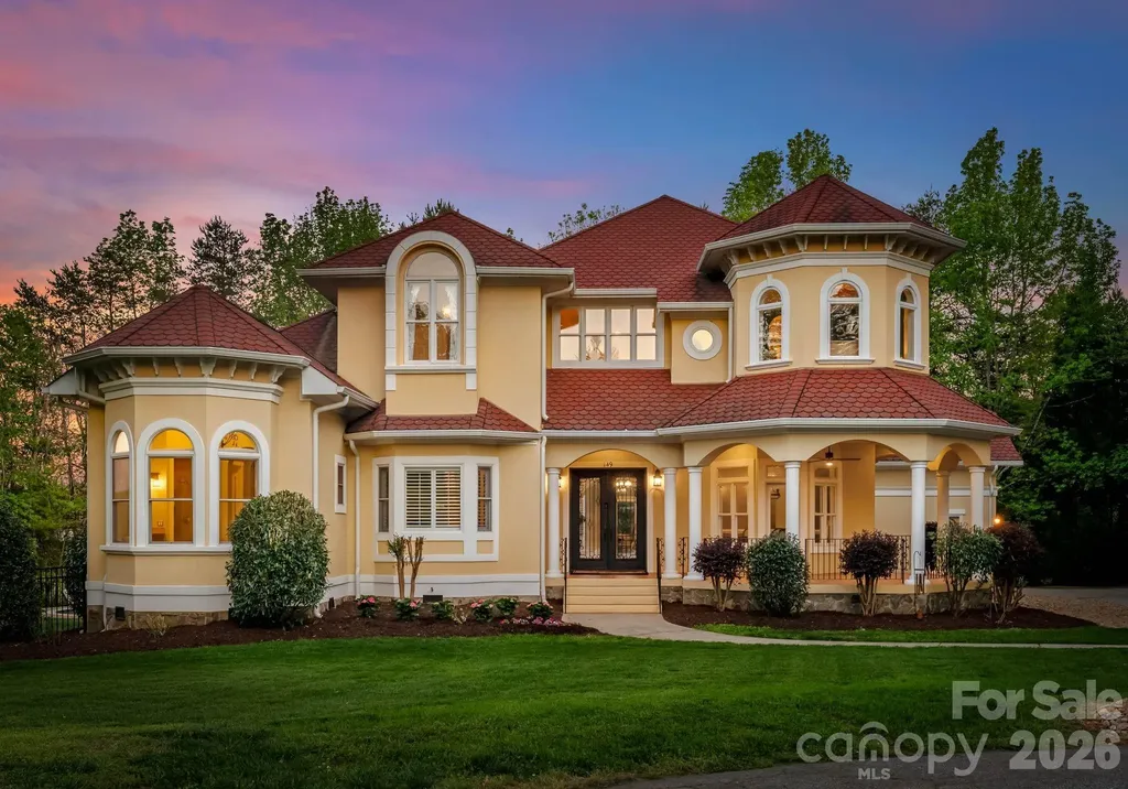 149 Vista Bluff Lane Mooresville NC 28117