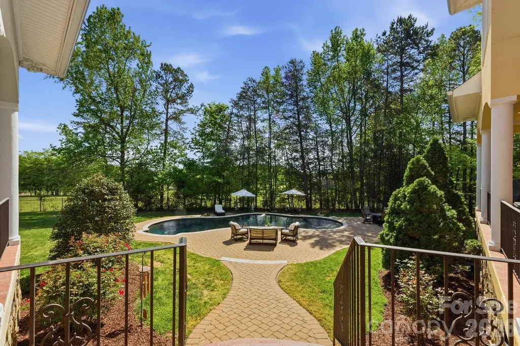 149 Vista Bluff Lane Mooresville NC 28117