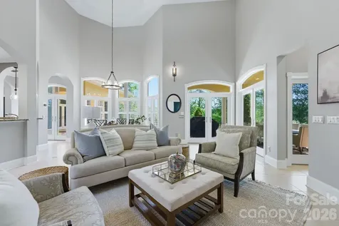 149 Vista Bluff Lane Mooresville NC 28117
