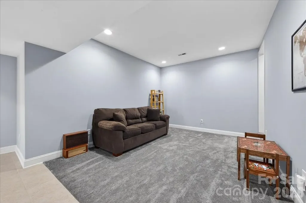 12532 Overlook Mountain Drive Charlotte NC 28216