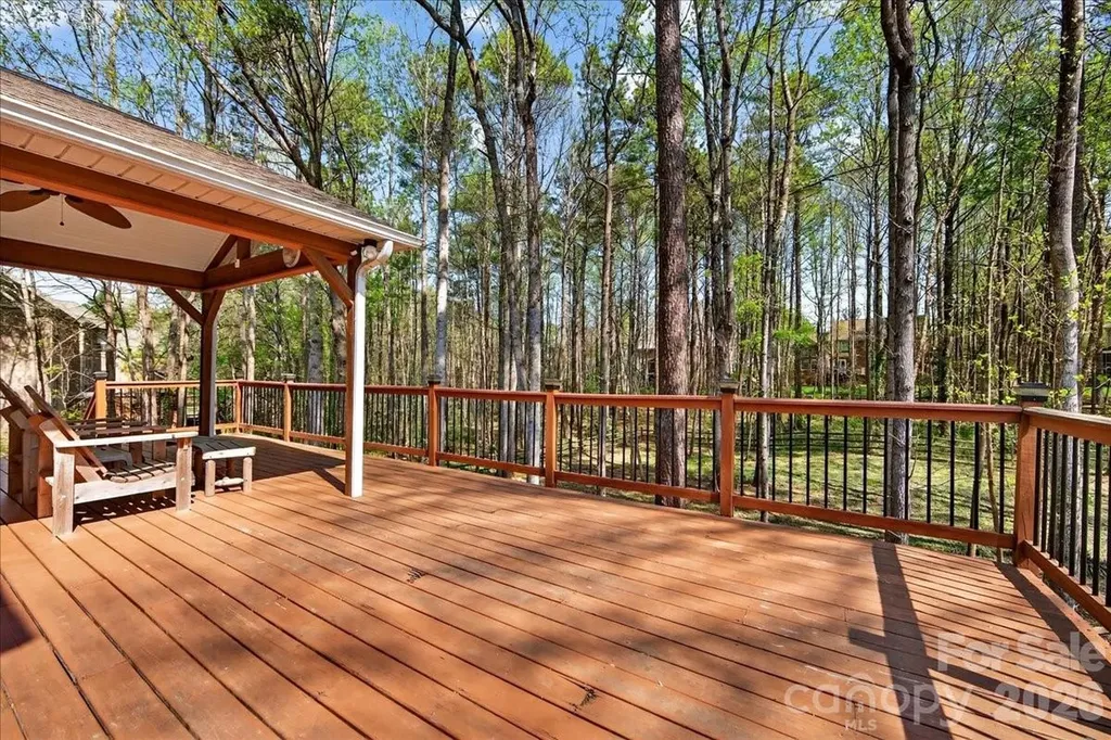 12532 Overlook Mountain Drive Charlotte NC 28216