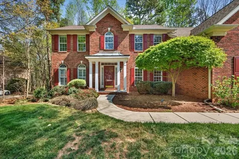 12532 Overlook Mountain Drive Charlotte NC 28216