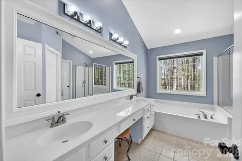12532 Overlook Mountain Drive Charlotte NC 28216