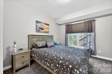 12532 Overlook Mountain Drive Charlotte NC 28216