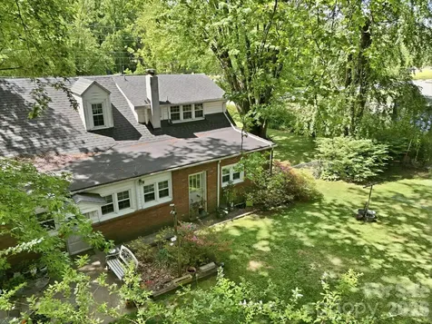 215 Old Us 70 Highway E Black Mountain NC 28711