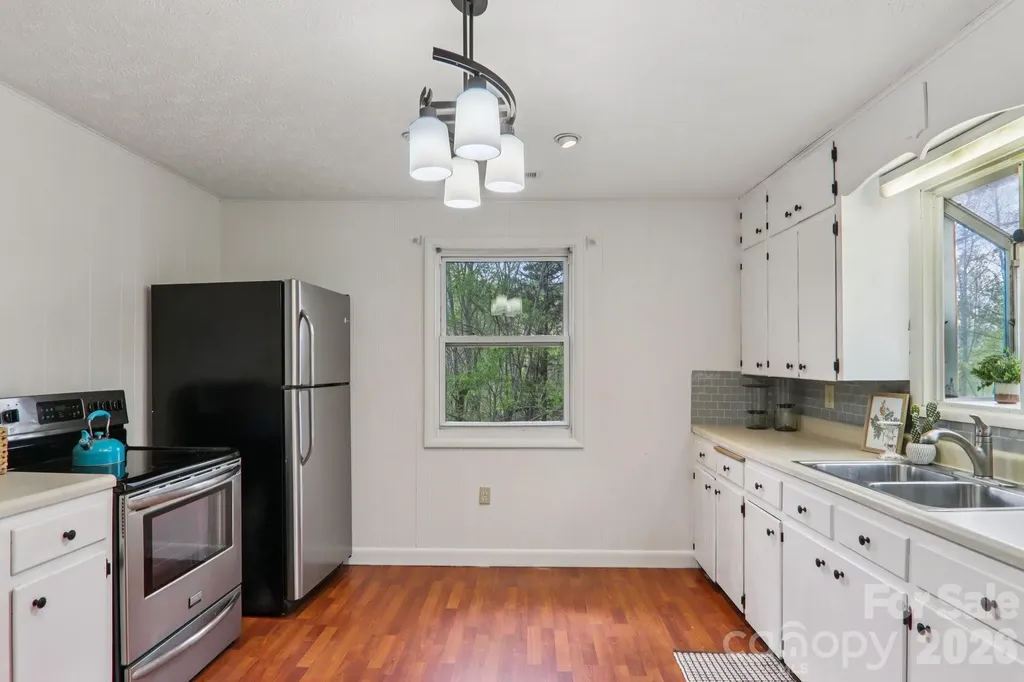 74 Link Circle Maggie Valley NC 28751