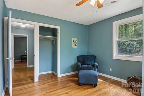 74 Link Circle Maggie Valley NC 28751