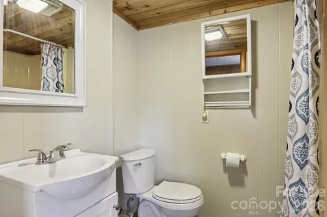 74 Link Circle Maggie Valley NC 28751