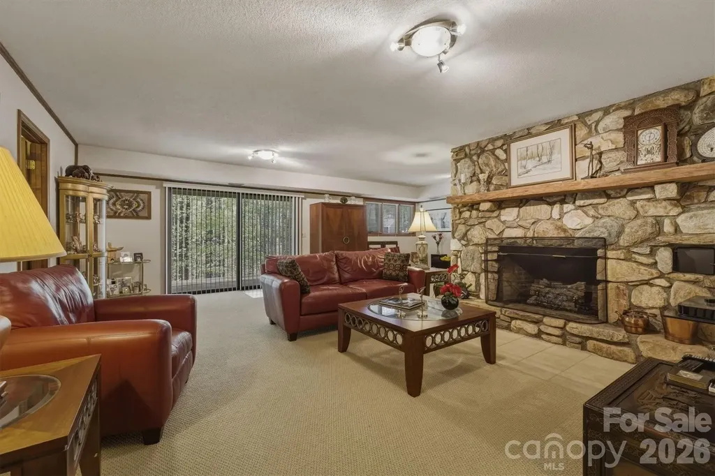 122 Lake Club Drive Nebo NC 28761