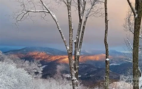 2220 Saranac Lane Waynesville NC 28785