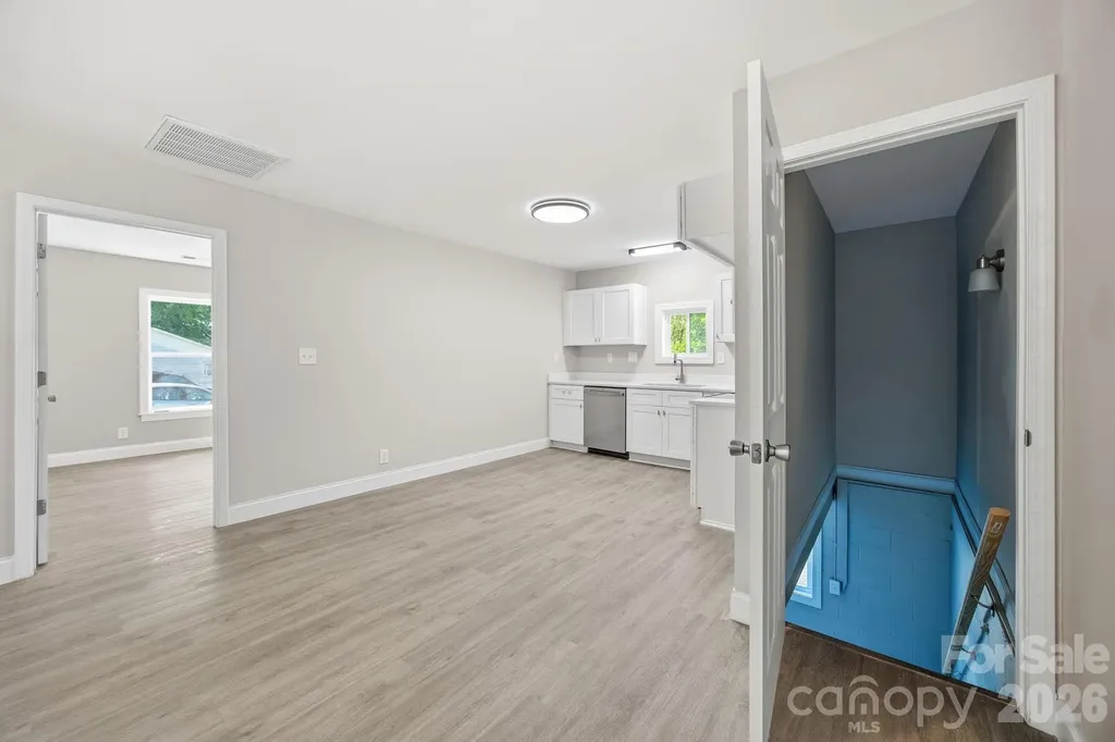 23 Flowe Street NW Concord NC 28027