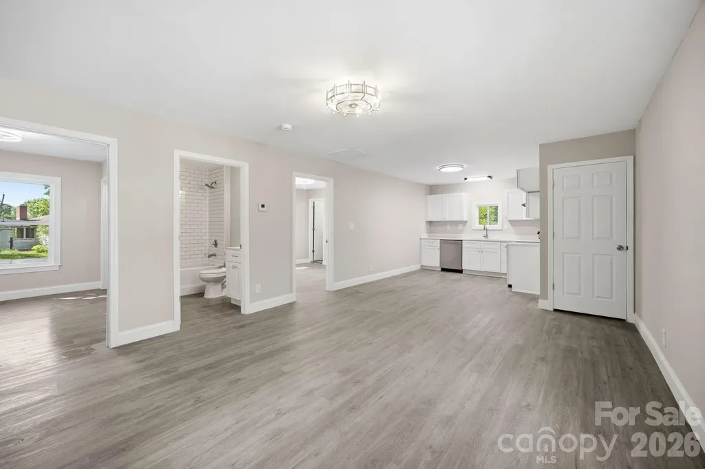 23 Flowe Street NW Concord NC 28027