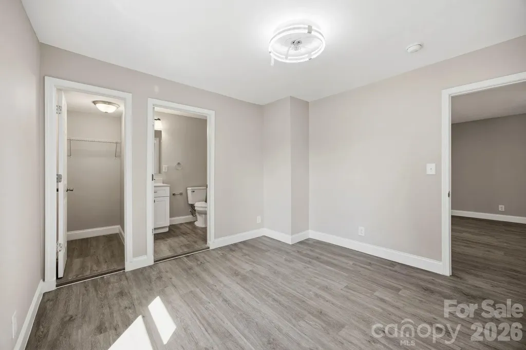 23 Flowe Street NW Concord NC 28027