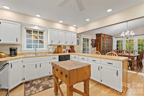 134 The Trail Maggie Valley NC 28751