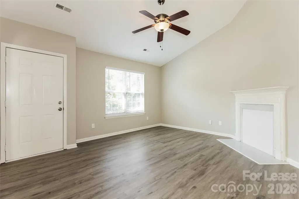 3715 Silver Ore Lane Charlotte NC 28216