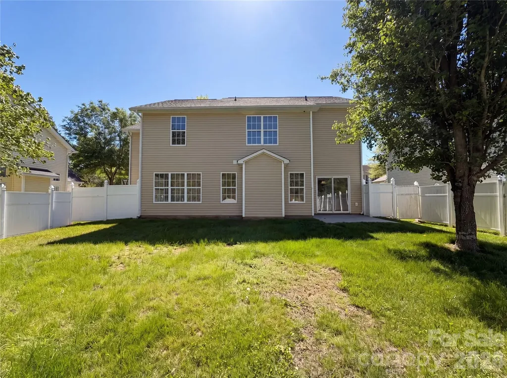 8236 Chilkoot Lane Locust NC 28097