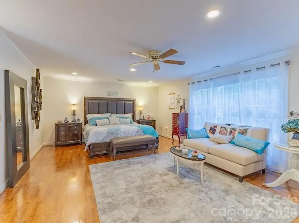 819 Chesterfield Circle SW Lenoir NC 28645