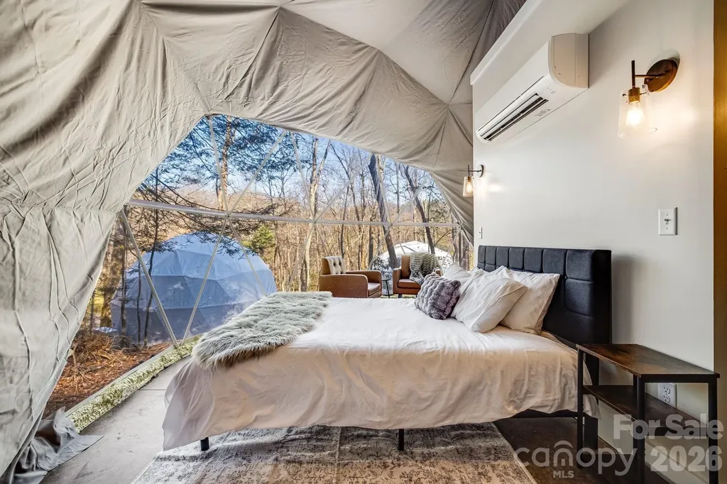 186 Meece Road Rosman NC 28772