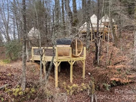 186 Meece Road Rosman NC 28772