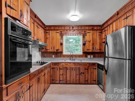 6210 Grove Park Boulevard Charlotte NC 28215