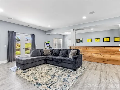 16 Pisgah Ridge Trail Mills River NC 28759