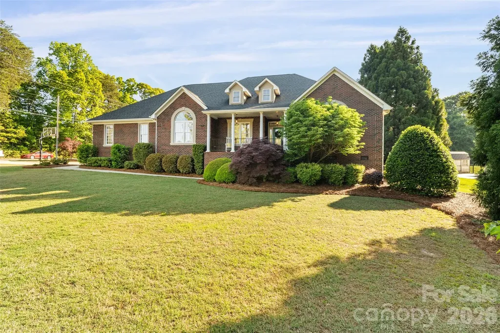 1701 South Point Road Belmont NC 28012
