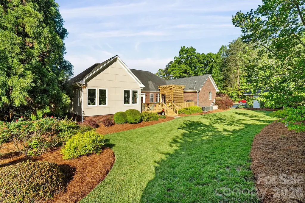 1701 South Point Road Belmont NC 28012