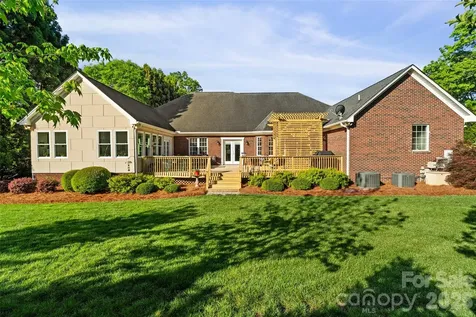 1701 South Point Road Belmont NC 28012