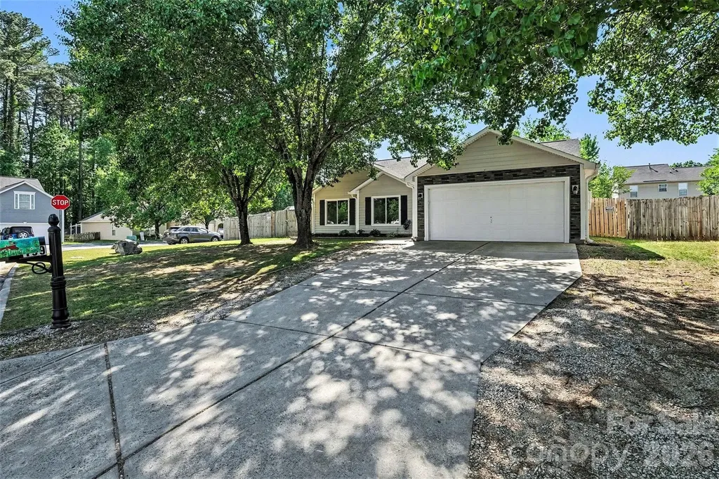 199 Austin Run Court Kannapolis NC 28083