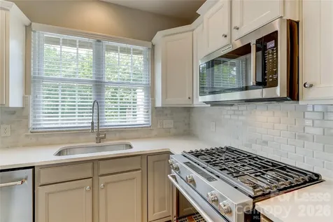 1132 Drayton Court Fort Mill SC 29708