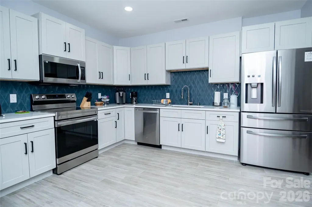 2371 W Paradise Harbor Drive Connelly Springs NC 28612