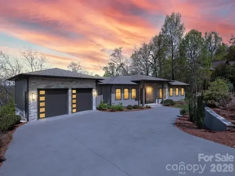642 Altamont View Asheville NC 28804