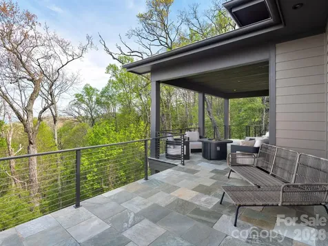 642 Altamont View Asheville NC 28804