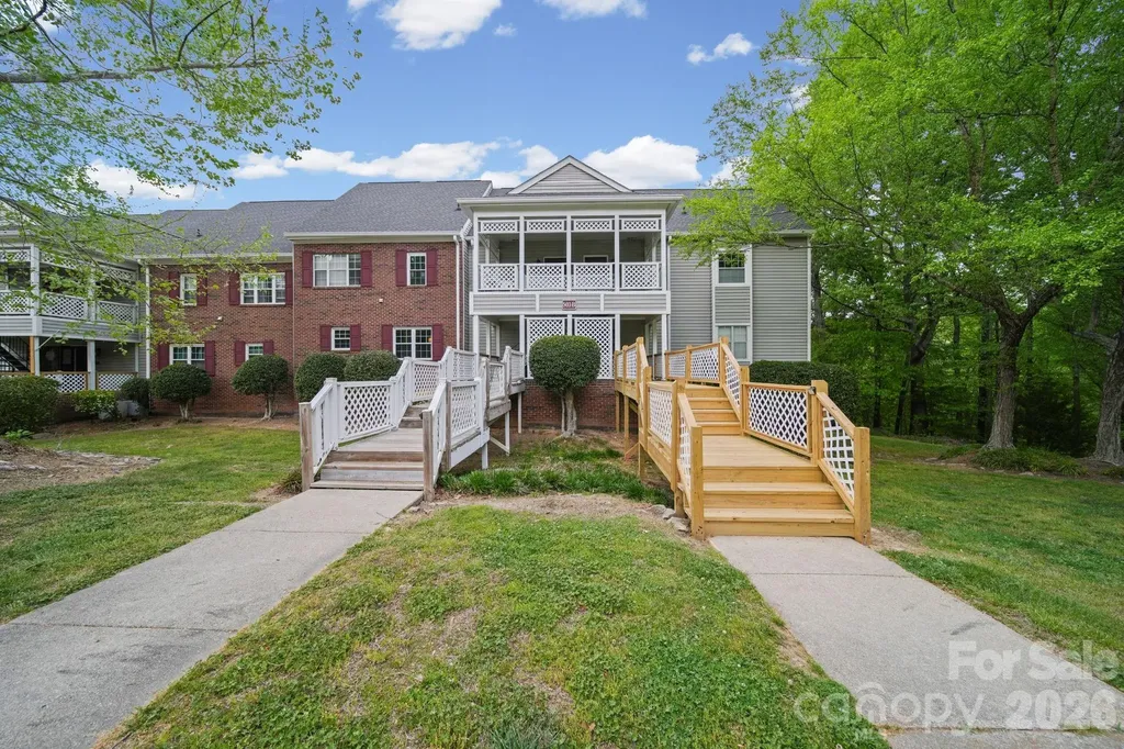 503 Gooseneck Drive Cary NC 27513