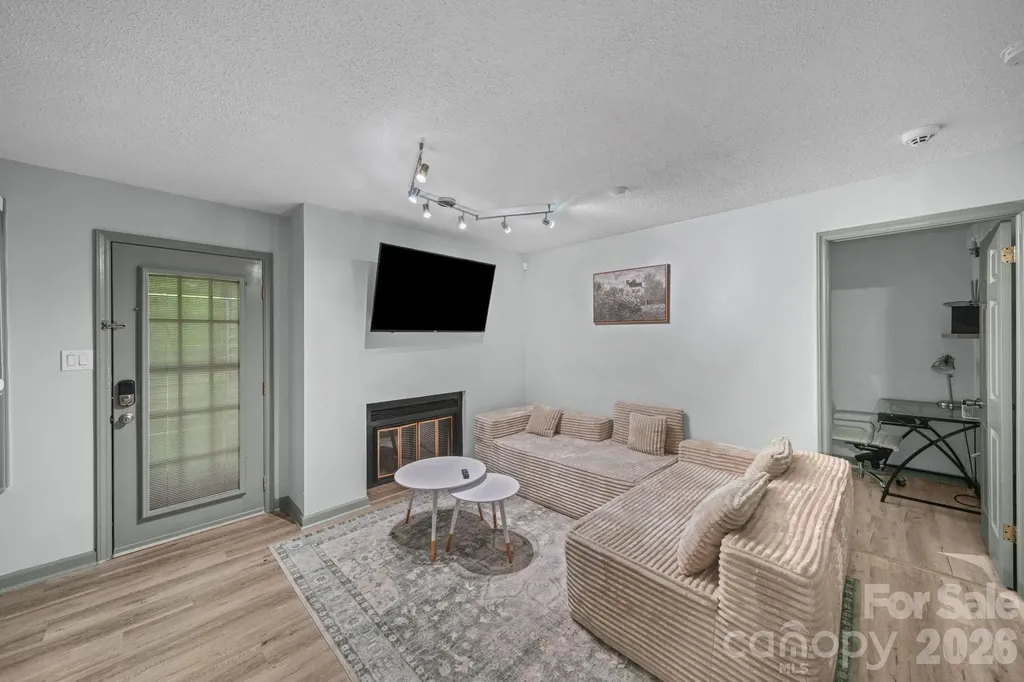 503 Gooseneck Drive Cary NC 27513