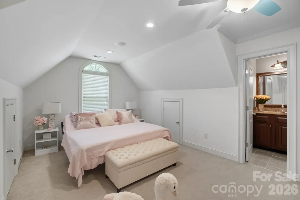1209 Mossbank Place Gastonia NC 28056