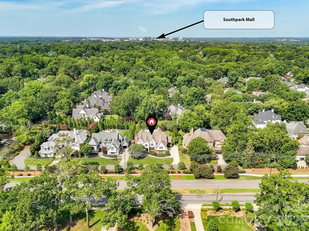 808 Huntington Park Drive Charlotte NC 28211