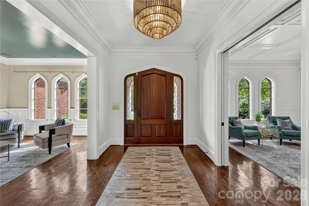 808 Huntington Park Drive Charlotte NC 28211