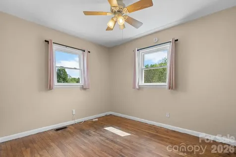 2525 Old Trenton Place Lenoir NC 28645
