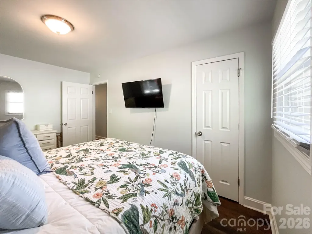 3827 Topsfield Road Charlotte NC 28211