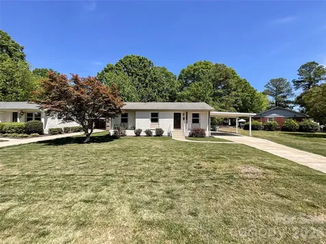 3827 Topsfield Road Charlotte NC 28211