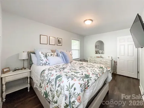 3827 Topsfield Road Charlotte NC 28211