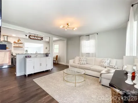 3827 Topsfield Road Charlotte NC 28211