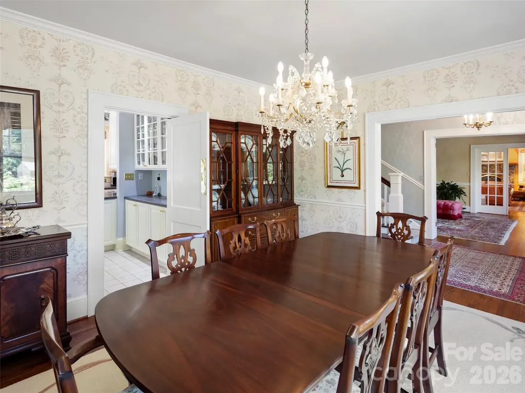 19 Blackwood Road Asheville NC 28804