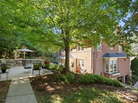 19 Blackwood Road Asheville NC 28804