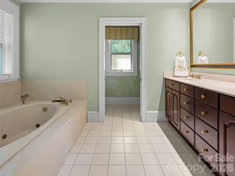 19 Blackwood Road Asheville NC 28804