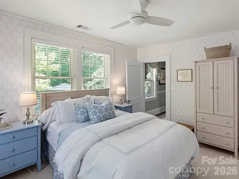 19 Blackwood Road Asheville NC 28804