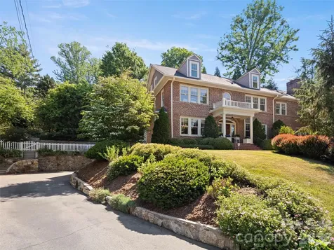 19 Blackwood Road Asheville NC 28804