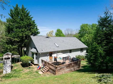 15 Tiffany Lane Asheville NC 28804