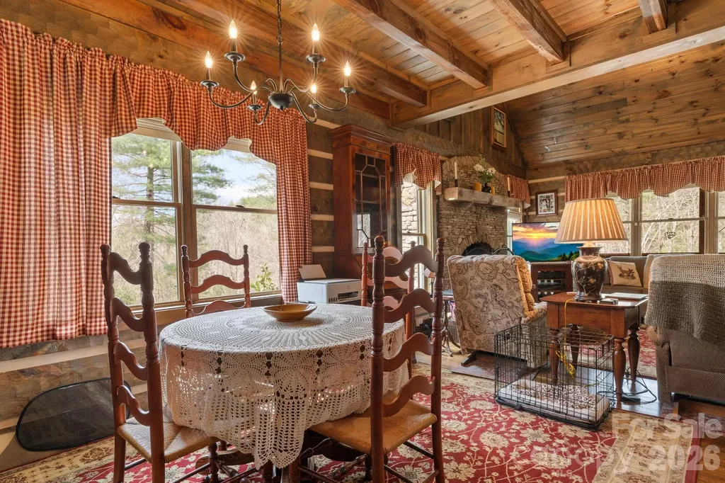 117 Deelani Trail Fleetwood NC 28626